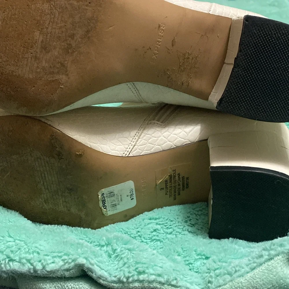 Express Boots - Picture 6 of 8